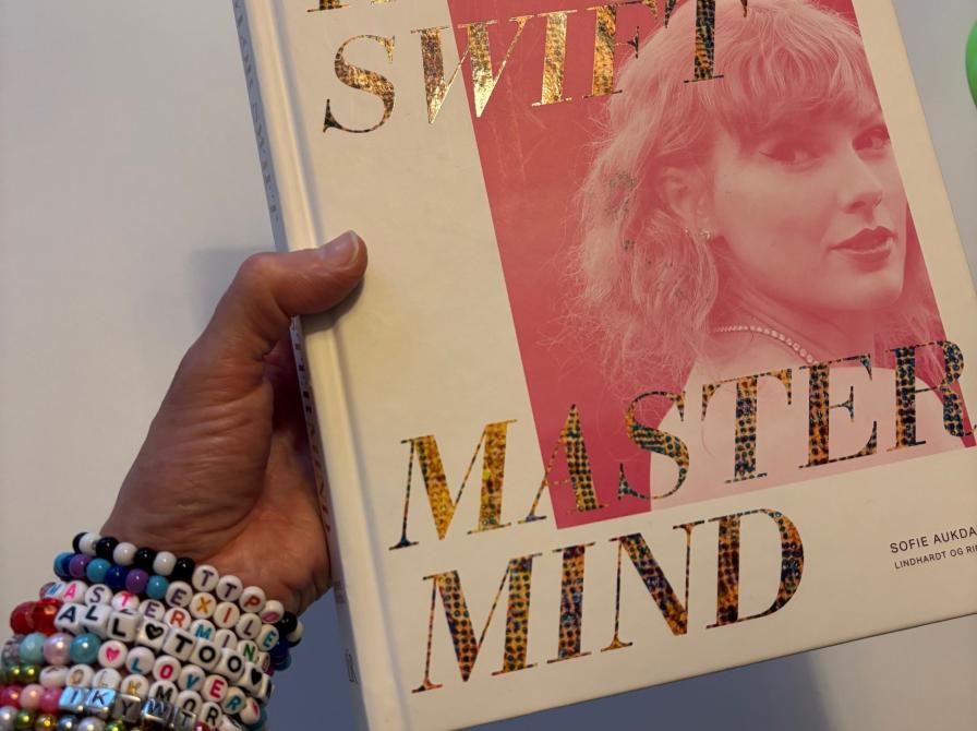 Fotografi af bogen Taylor Swift: Mastermind